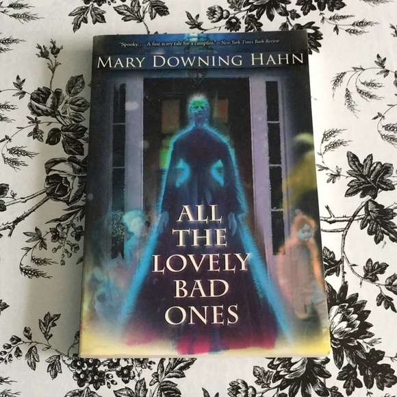 ALL The Lovely Bad Ones by Mary Downing Hahn Paperback 2008 - Picture 1 of 5